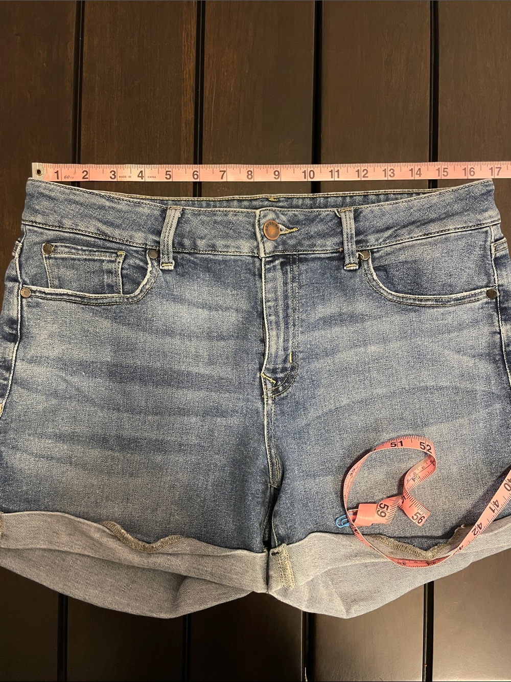 Level 99 Light Blue Rolled-Hem Denim Shorts - Picture 6 of 7